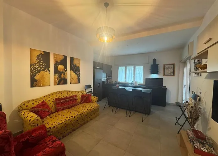 Grazia S Elegant Haven With Terrace Rom